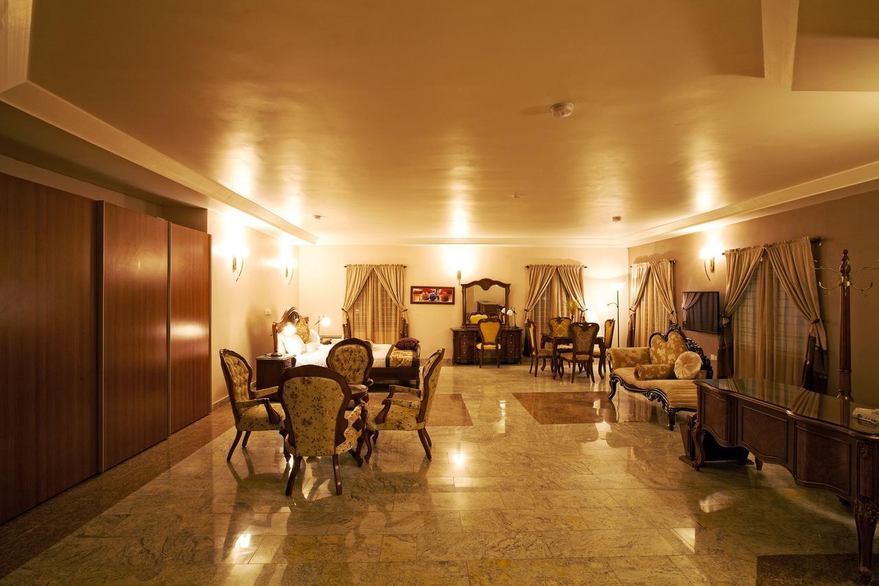 Oxygen Holiday Resort Owerri Exterior photo